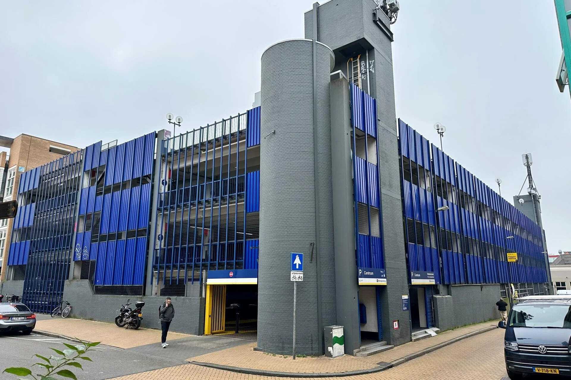 Municipality Plans to Replace Haddingestraat Parking Garage with Family Homes