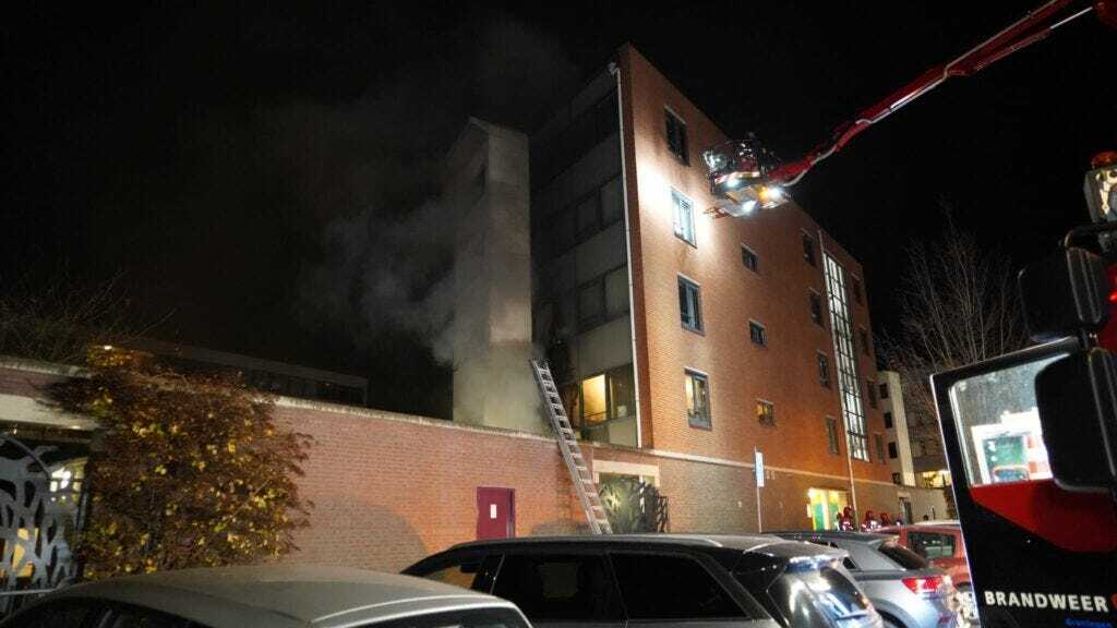 Fire in Groningen Apartment Building Forces Evacuations, Suspect Arrested