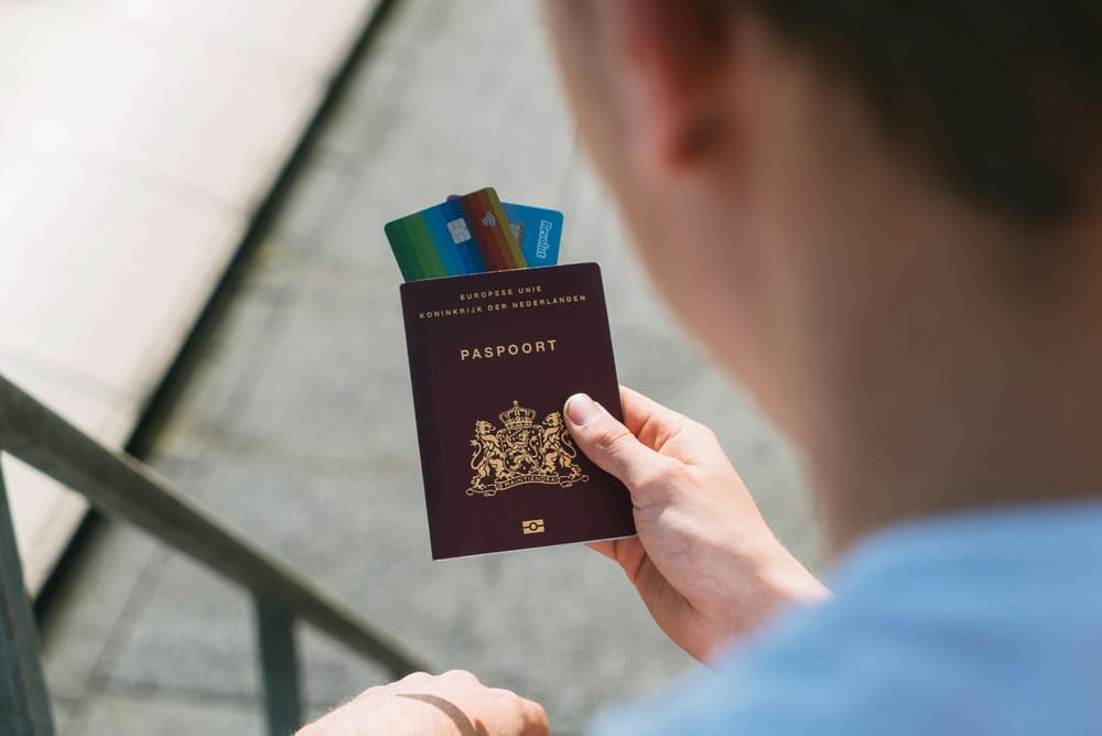 New Dutch Government Drops 10-Year Residency Plan but Keeps Ban on Dual Nationality post image