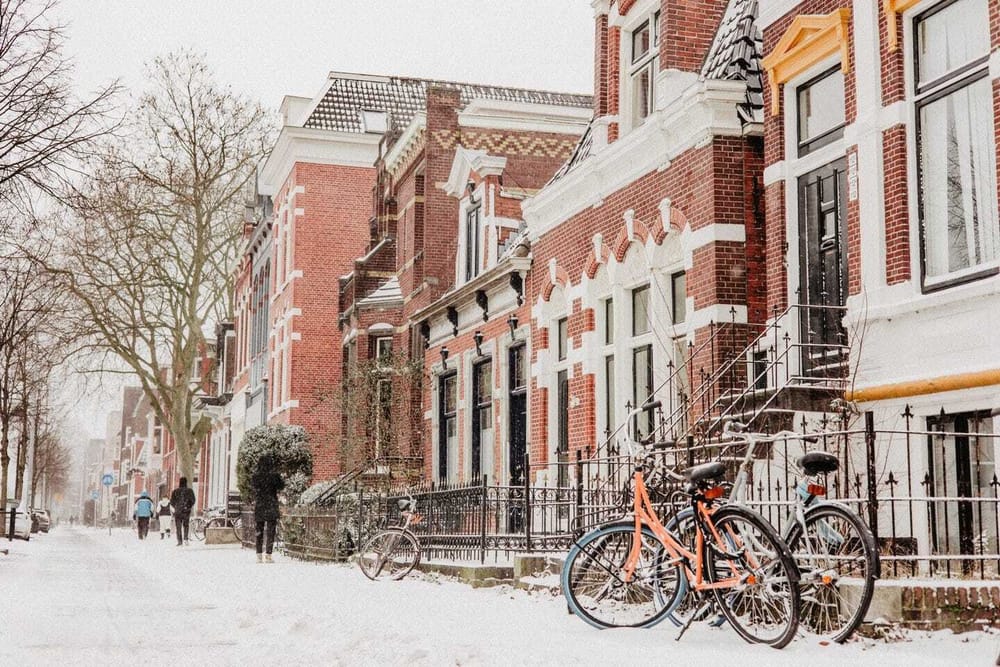 Winter Weather in Groningen - Snow, Ice, and Safety Tips for the Weekend post image