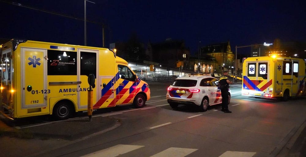 Two Injured in Possible Stabbing Near Stationsweg in Groningen post image