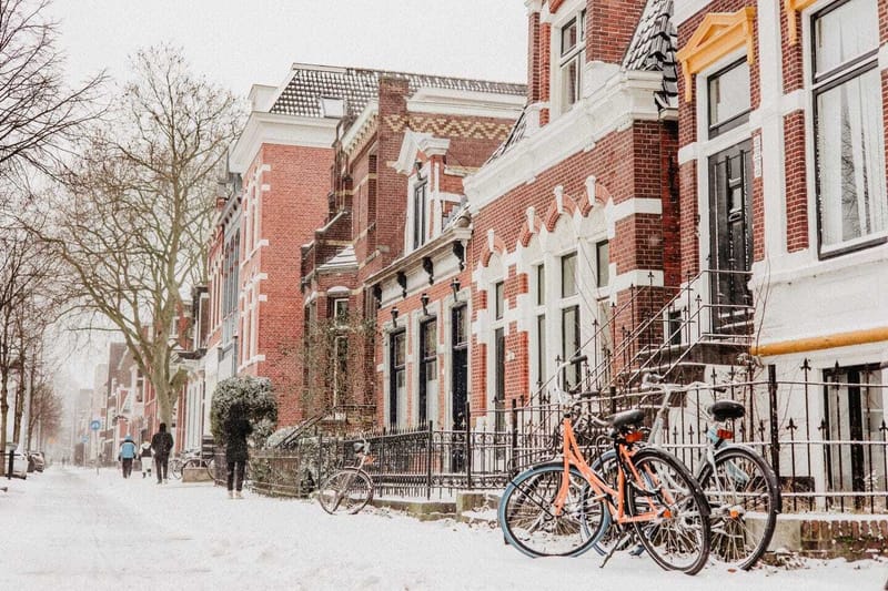 Winter Weather in Groningen - Snow, Ice, and Safety Tips for the Weekend post image