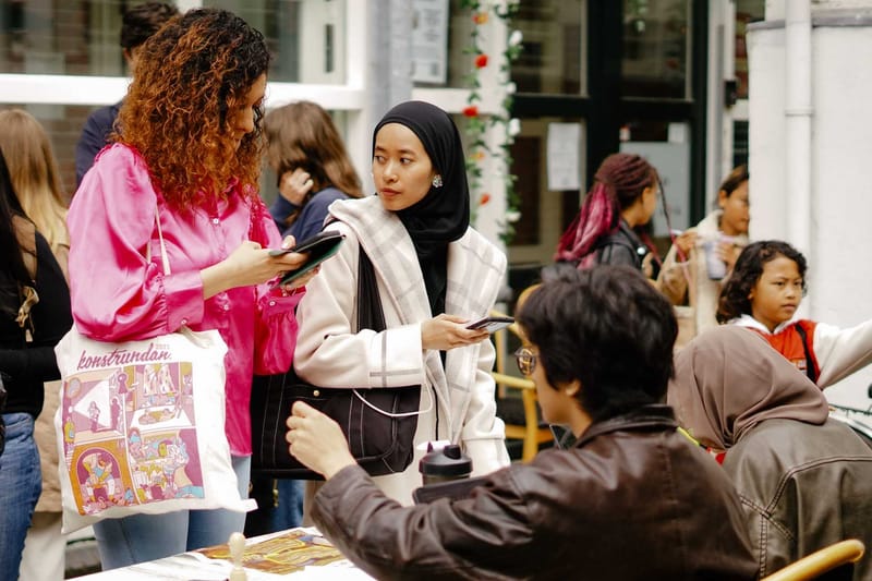 Student Society Organised a Bazaar to Share Indonesian Culture post image