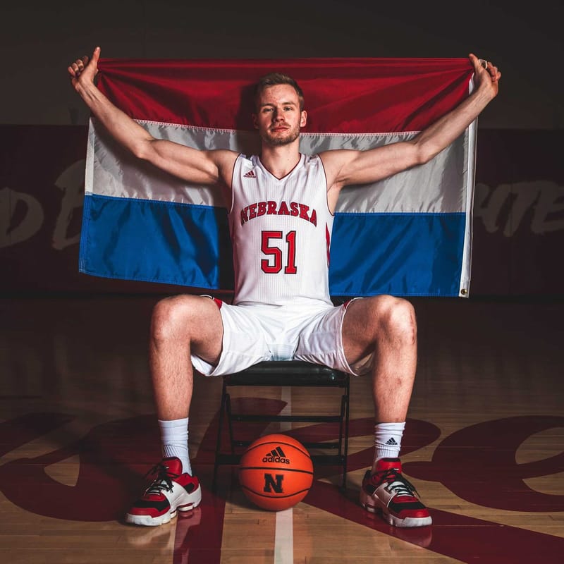 Grunner Rienk Mast anticipated to lead Nebraska to victory in NCAA tournament 'March Madness' post image